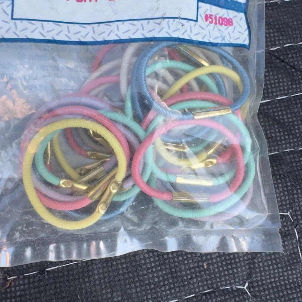 Vintage 1996 Goody Pony Elastics 30 Count Pastel Hair Ties Metal Clasp 051088
